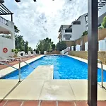 En Monteros 아파트